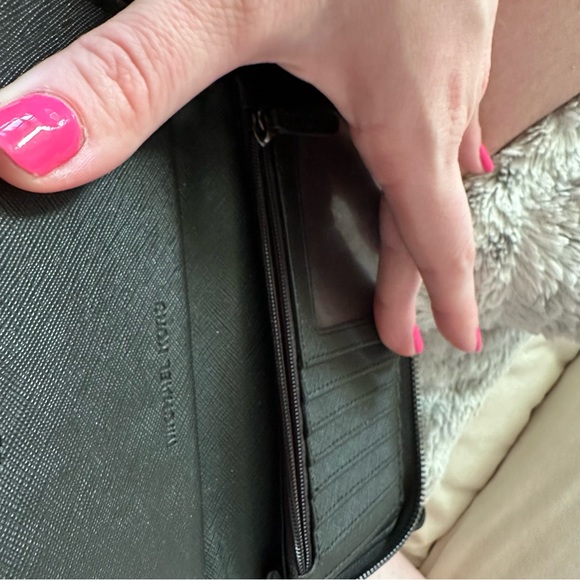 Michael Kors Glitter Wristlet/Wallet - Picture 7 of 8